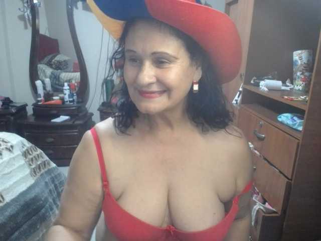 jazmin-mature live cam on BongaCams