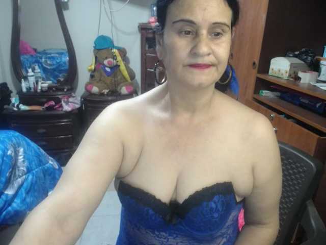jazmin-mature live cam on BongaCams