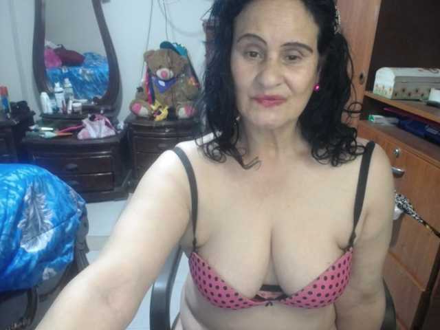 jazmin-mature live cam on BongaCams
