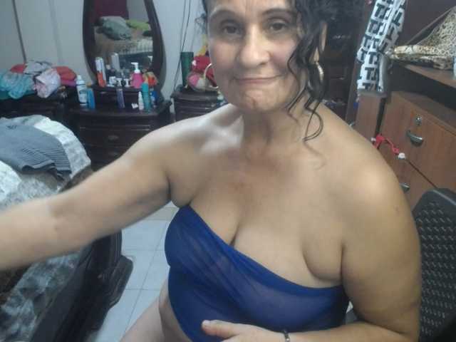 jazmin-mature live cam on BongaCams