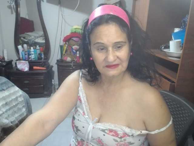 jazmin-mature