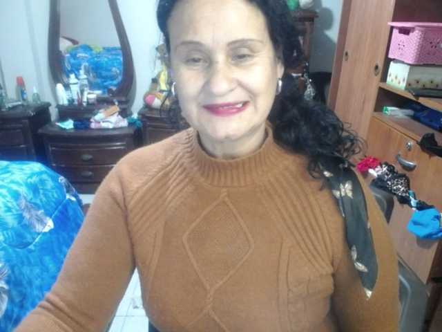 jazmin-mature