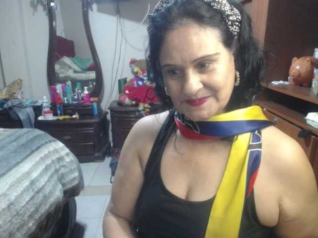 jazmin-mature