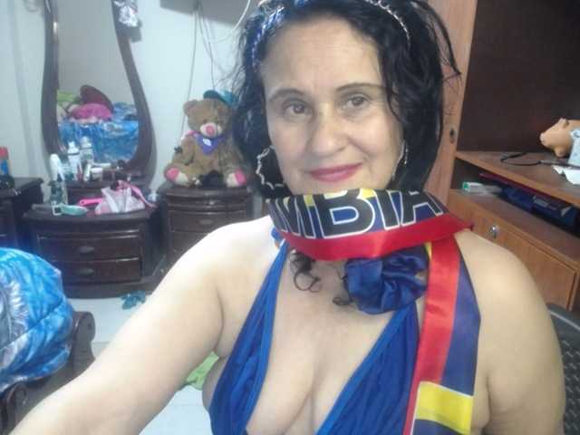 jazmin-mature live cam on BongaCams