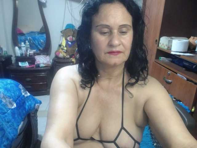 jazmin-mature live cam on BongaCams