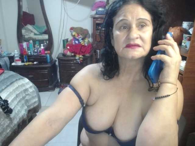 jazmin-mature