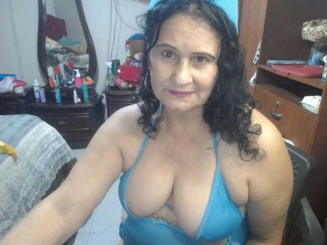 jazmin-mature live cam on BongaCams