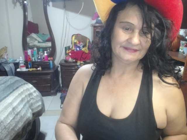 jazmin-mature