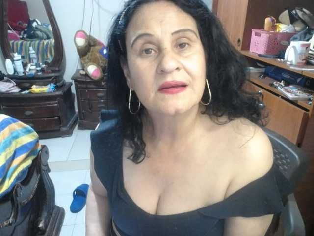 jazmin-mature live cam on BongaCams