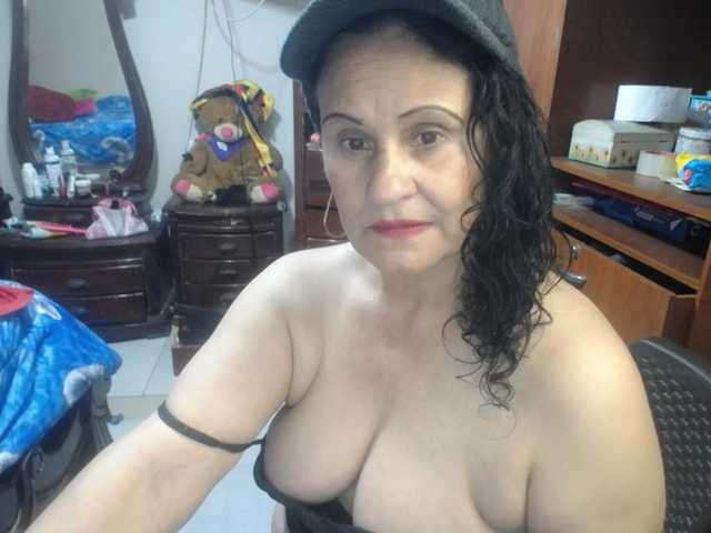jazmin-mature live cam on BongaCams