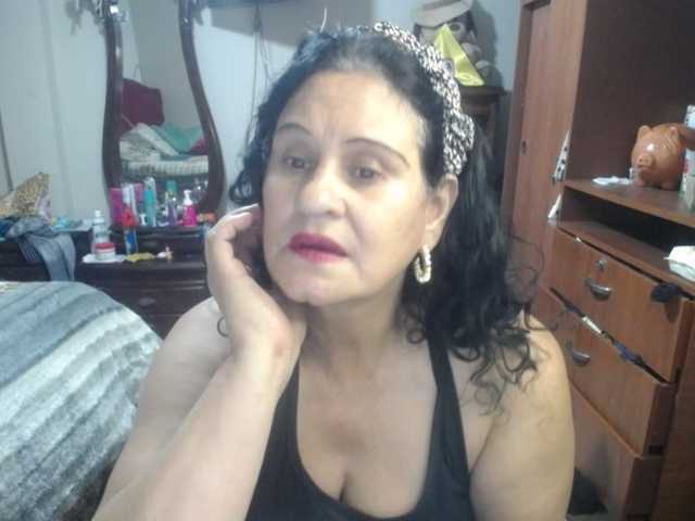 jazmin-mature