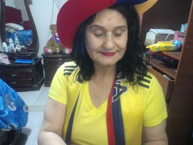 jazmin-mature live cam on BongaCams