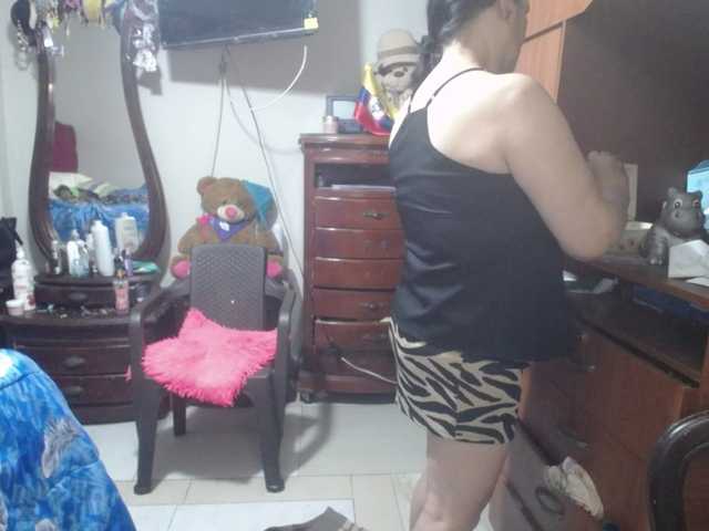 jazmin-mature