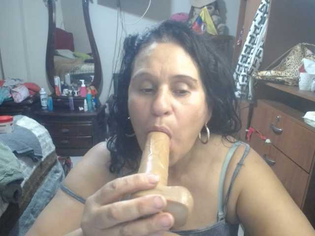 jazmin-mature