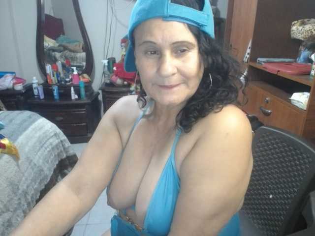 jazmin-mature live cam on BongaCams