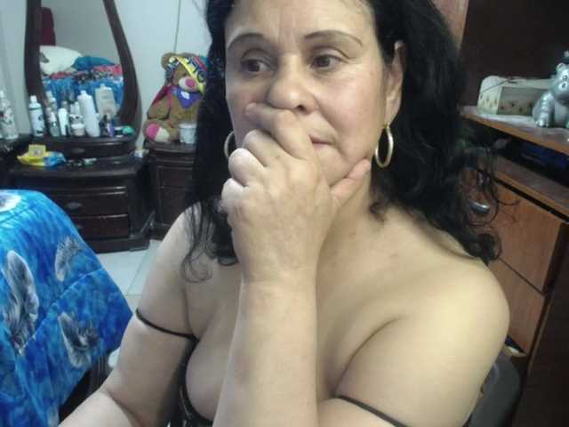 jazmin-mature