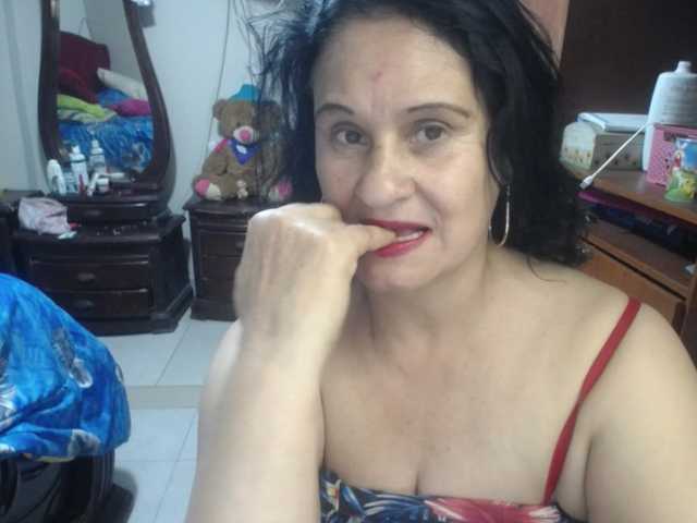 jazmin-mature
