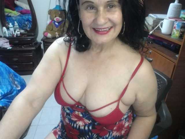 jazmin-mature