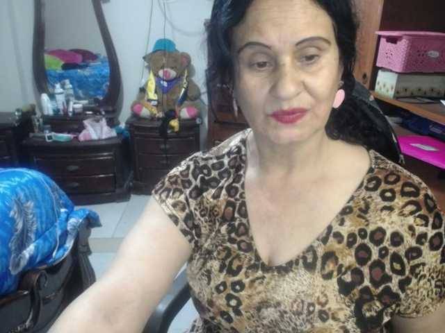 jazmin-mature live cam on BongaCams