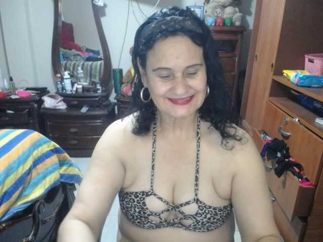 jazmin-mature