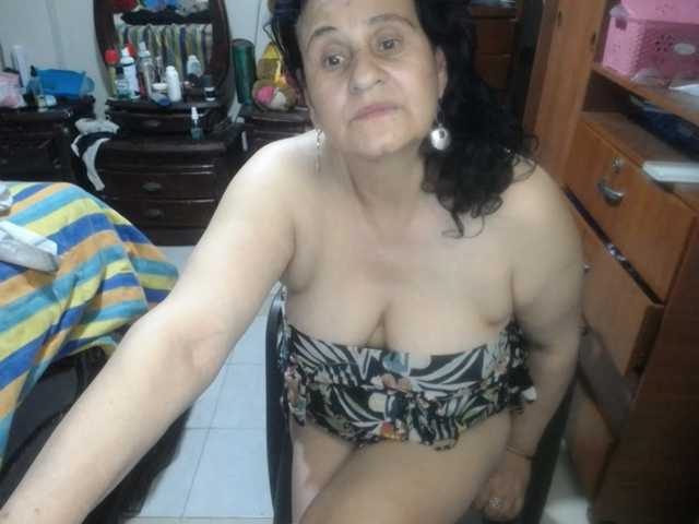 jazmin-mature