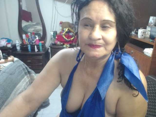 jazmin-mature