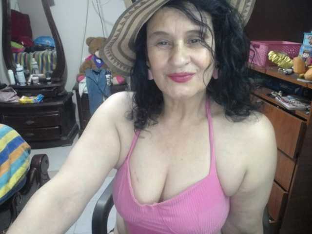 jazmin-mature