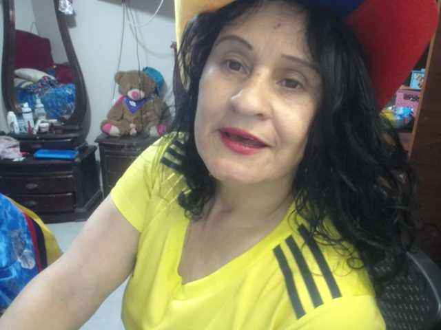 jazmin-mature