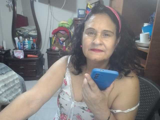 jazmin-mature