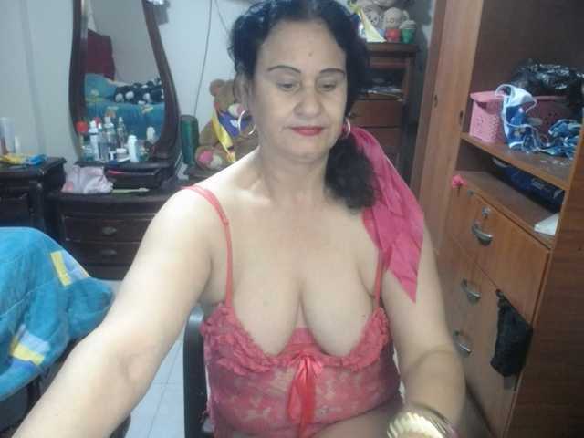 jazmin-mature