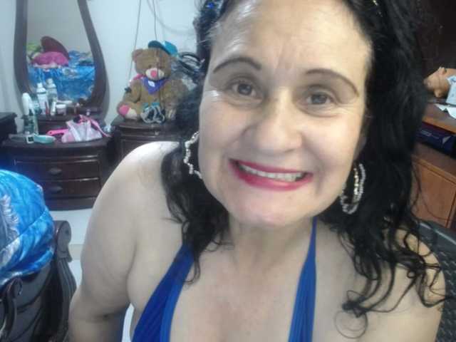 jazmin-mature live cam on BongaCams