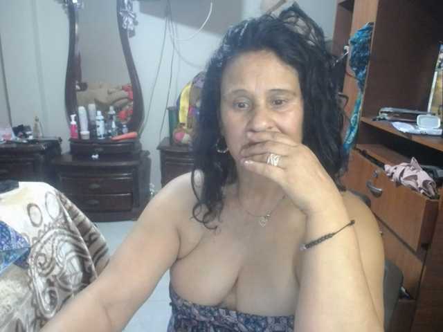 jazmin-mature
