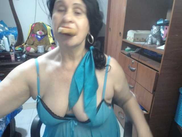 jazmin-mature