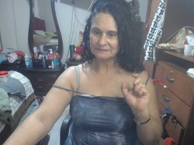 jazmin-mature