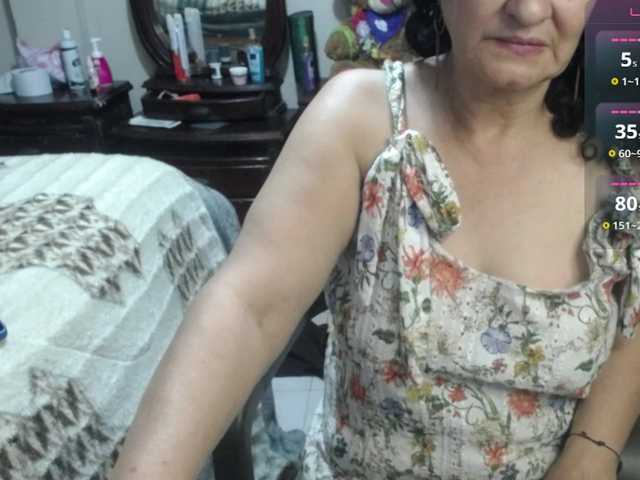 jazmin-mature