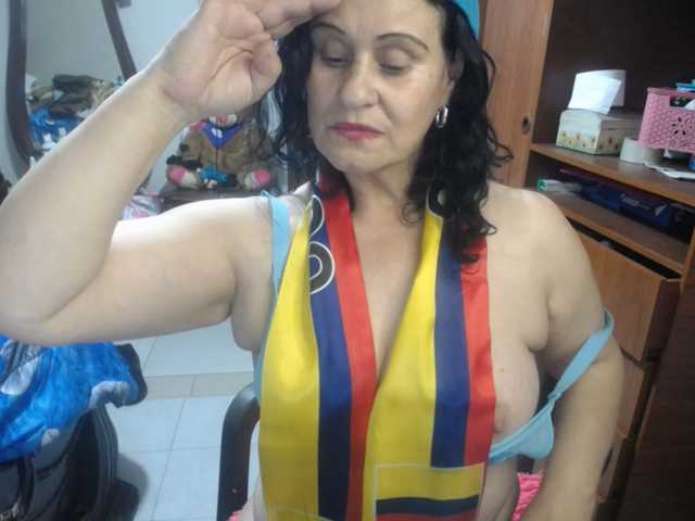 jazmin-mature live cam on BongaCams