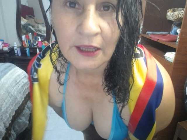 jazmin-mature live cam on BongaCams