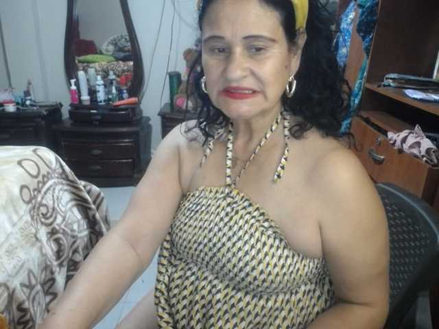 jazmin-mature