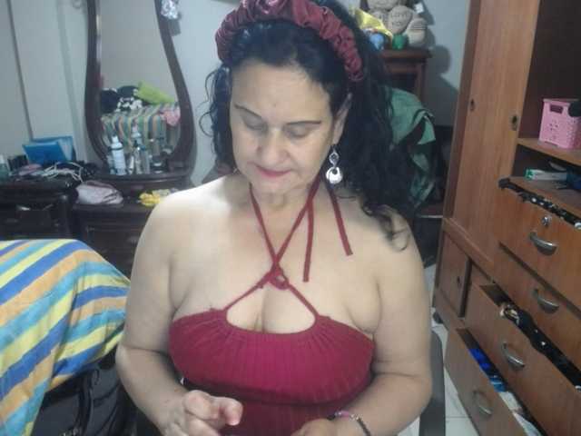 jazmin-mature