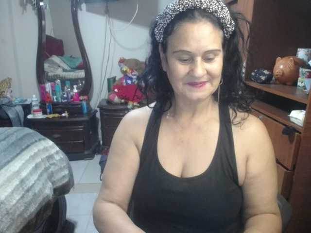 jazmin-mature