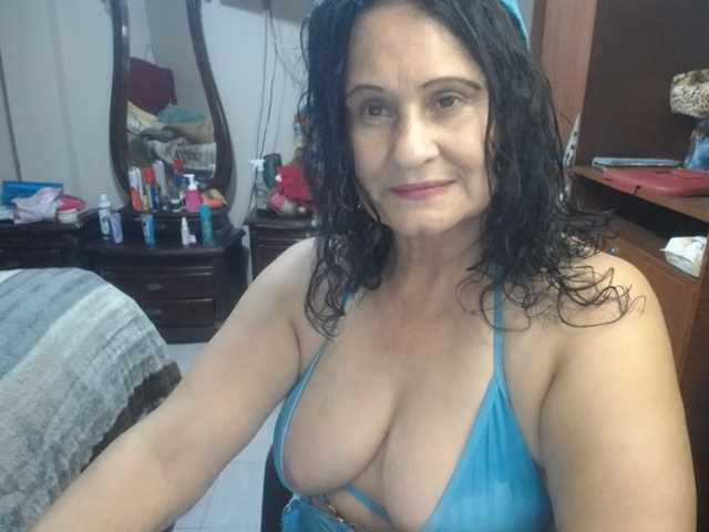 jazmin-mature