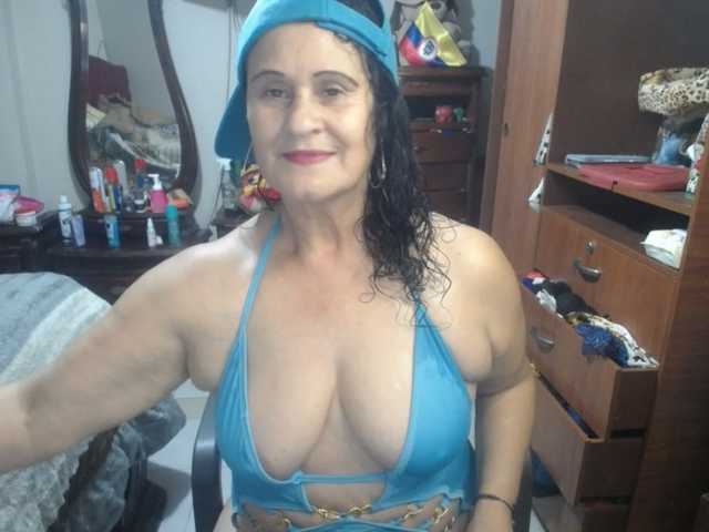 jazmin-mature