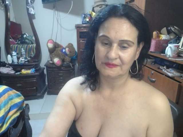 jazmin-mature