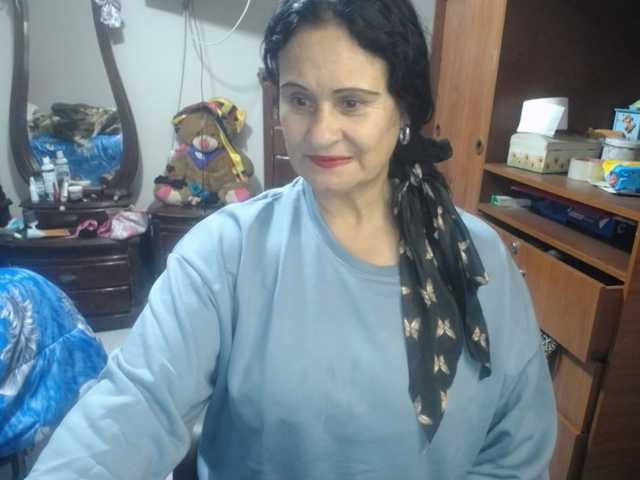 jazmin-mature live cam on BongaCams
