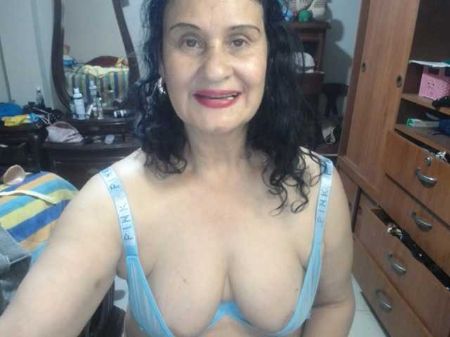 jazmin-mature