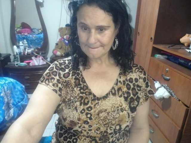jazmin-mature
