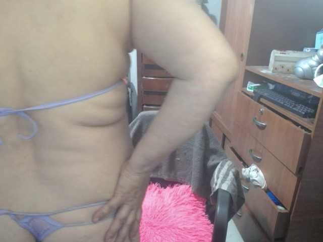 jazmin-mature