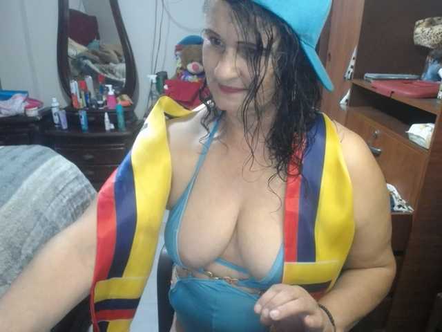 jazmin-mature live cam on BongaCams
