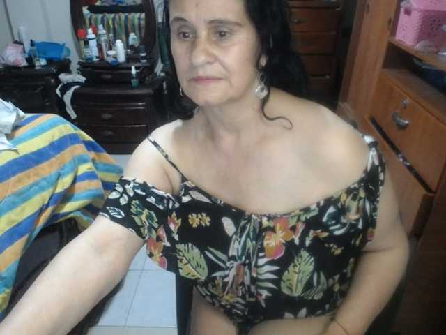 jazmin-mature live cam on BongaCams