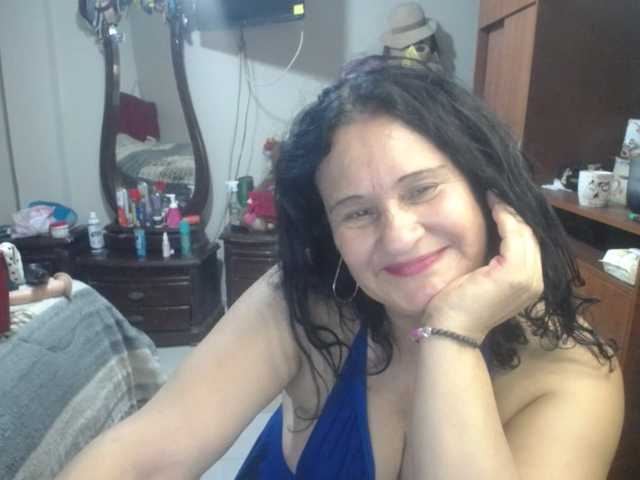 jazmin-mature live cam on BongaCams